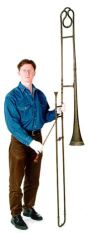 Trombone contrebasse avec une tige pour bouger la coulisse!!